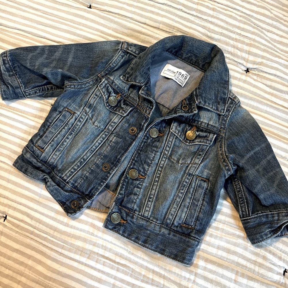 Baby Gap denim jacket 0-6 months